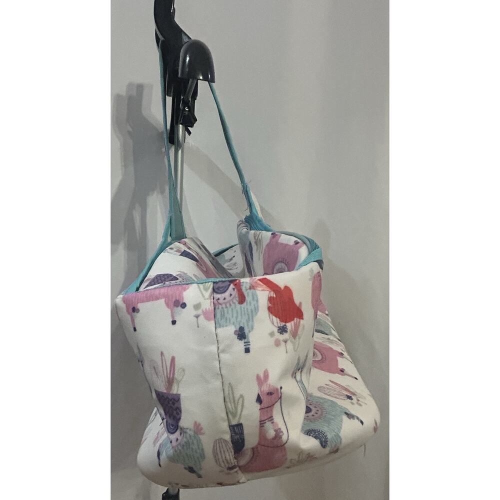 Cool2Go Insulated Llama Cooler Bag - Picture 4 of 9